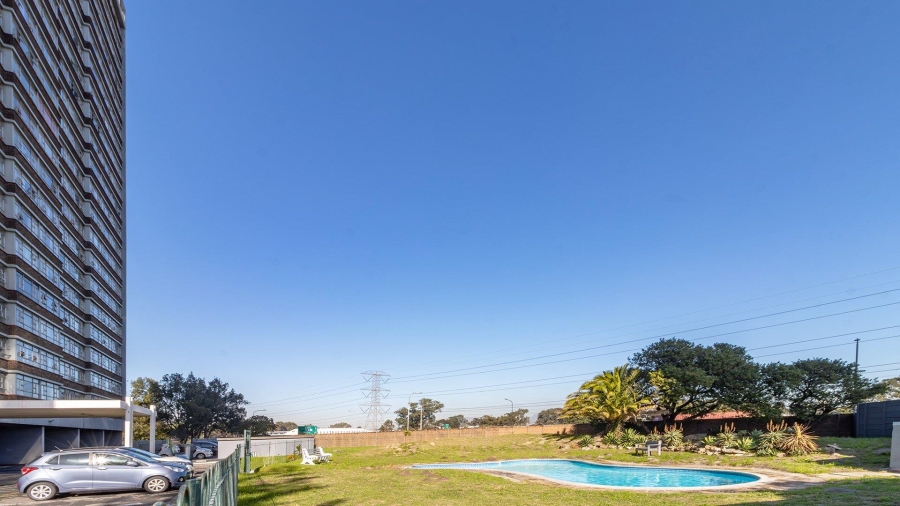 2 Bedroom Property for Sale in Townsend Estate Western Cape